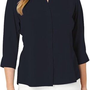 Black Fitted V-Neck 3/4 Sleeve Button Down